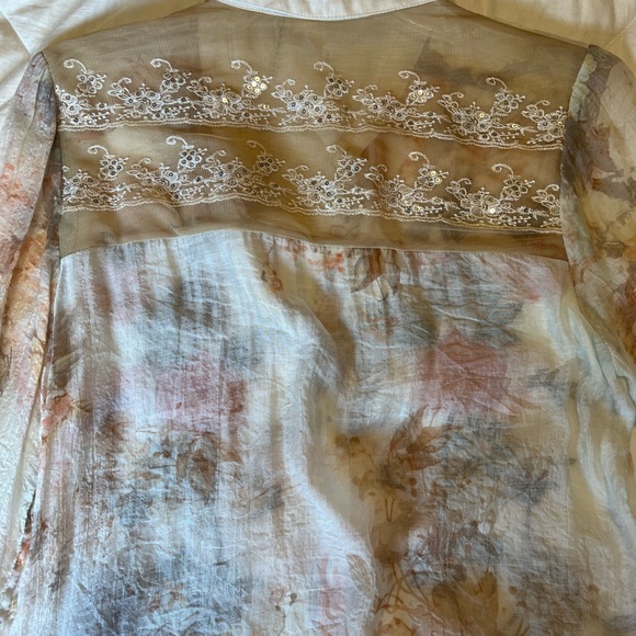 Aratta Floral Embroidered Tunic Blouse - White and Dark Pink Size S - Picture 9 of 9